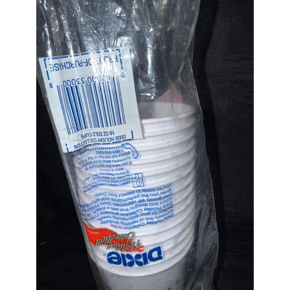 Vintage 1993 Dixie Holiday Collection 16 oz Cold Cups Deer Design 20 Count NOS